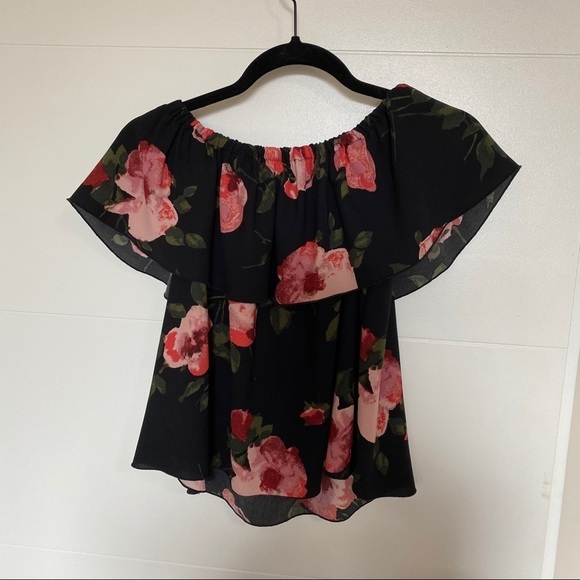 Wilfred Black Floral Off-Shoulder Top - Picture 6 of 6